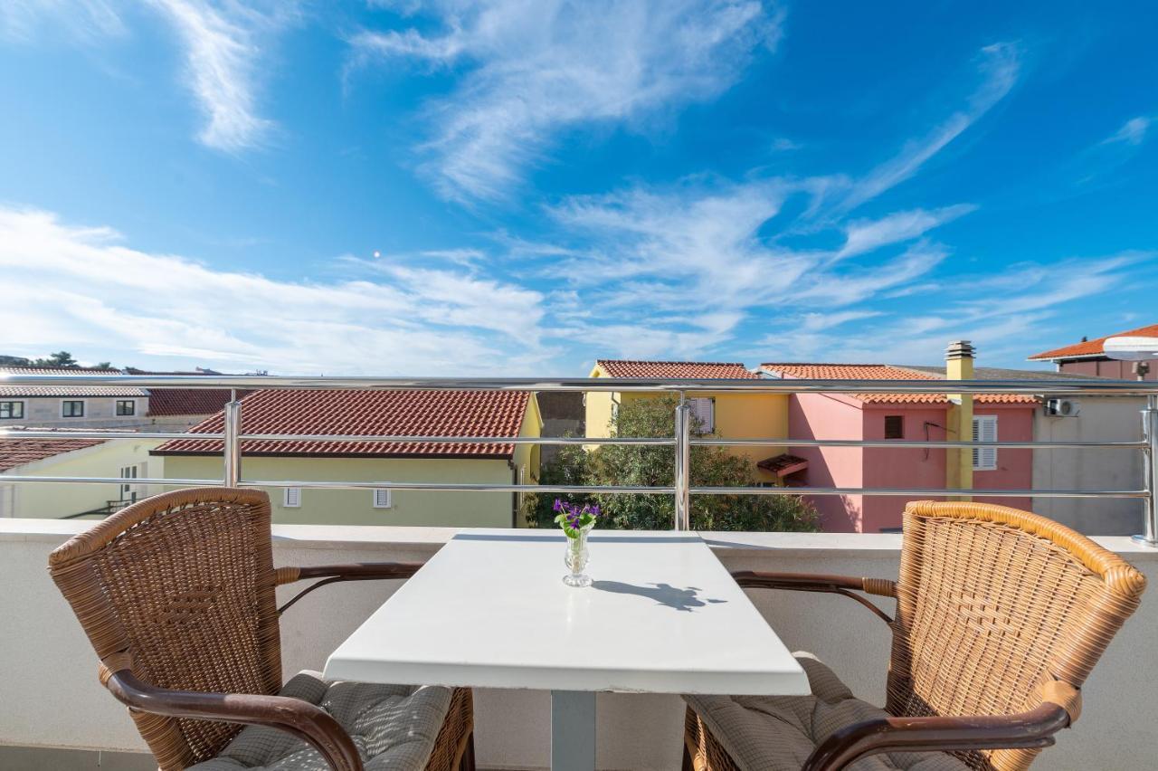 Appartement Bilin San à Baška Voda Extérieur photo