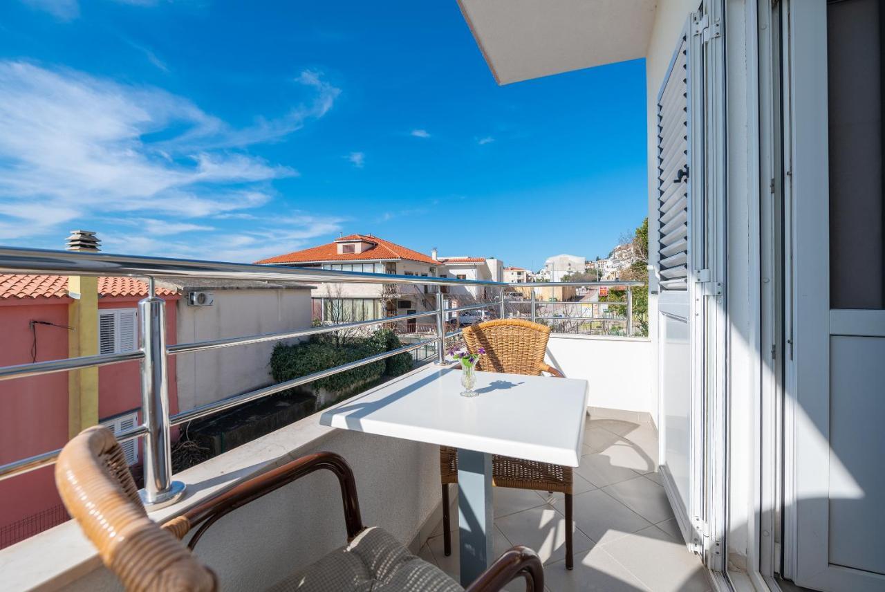Appartement Bilin San à Baška Voda Extérieur photo